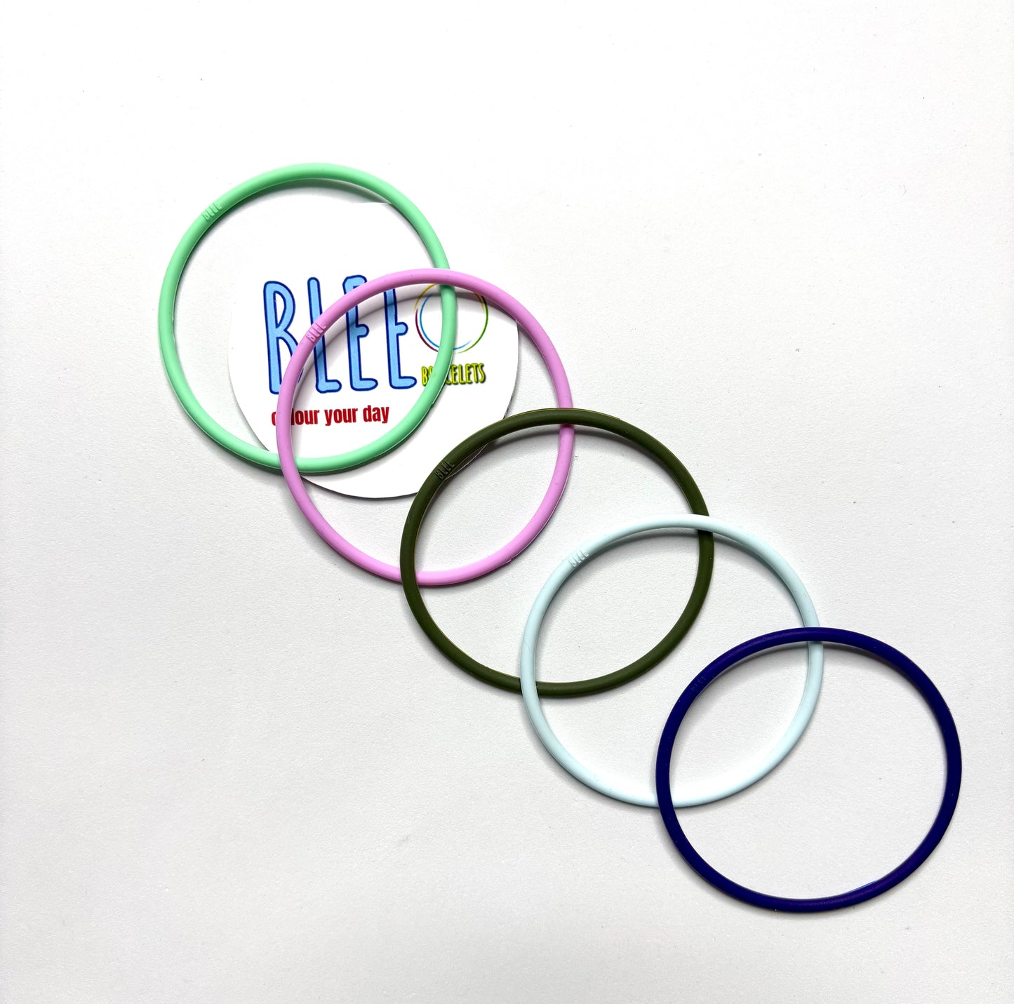 5pc ANXIETY AT THE MUSEUM 6.5"