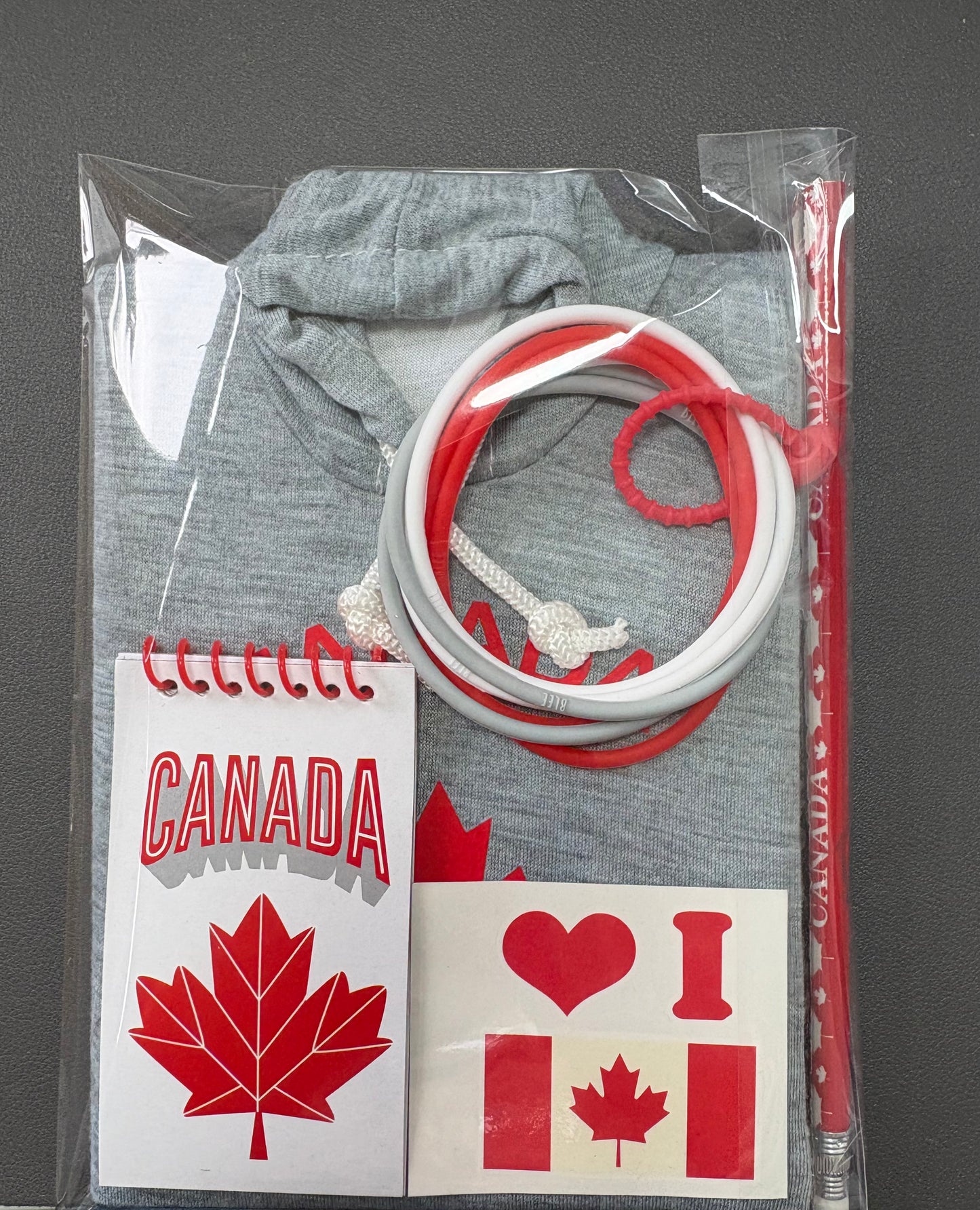 CANADA MINI FLIGHT (please add your size in the notes)
