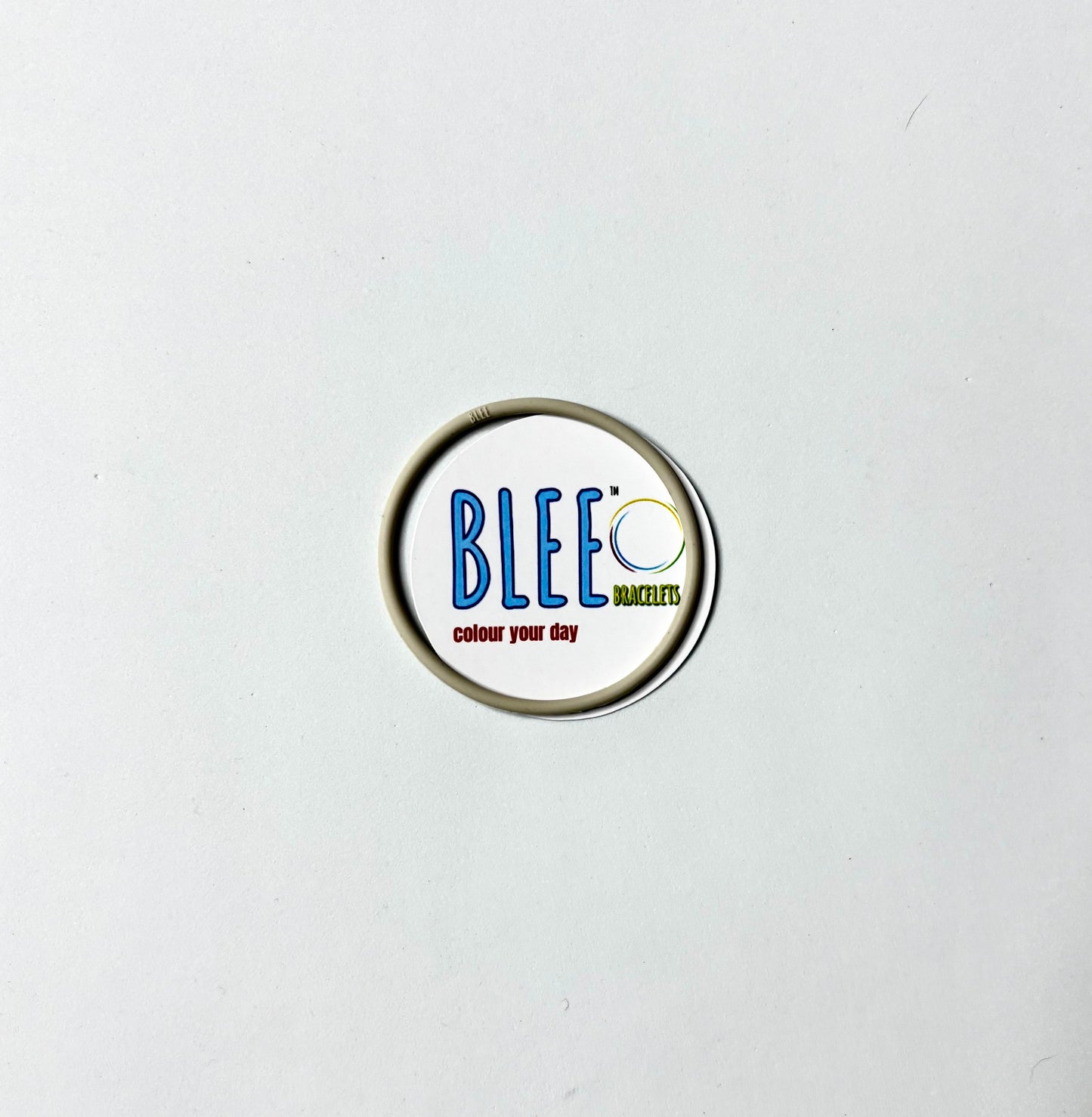 SHE'S GOT CLASS LIGHT BEIGE