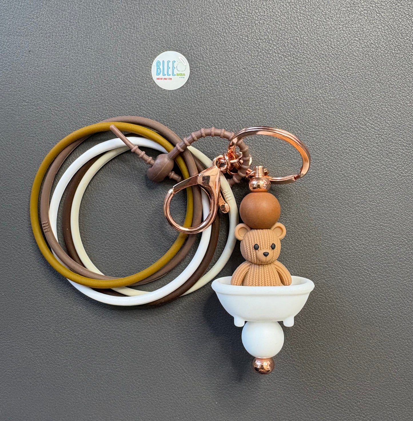 BEAR IN TUB KEYCHAIN W/BRACELET SET
