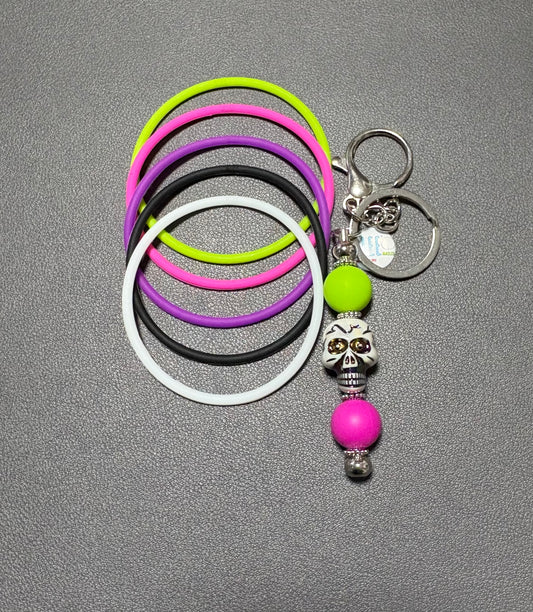 BLEE MINI FLIGHT WITH ACRYLIC SKULL KEYCHAIN SET
