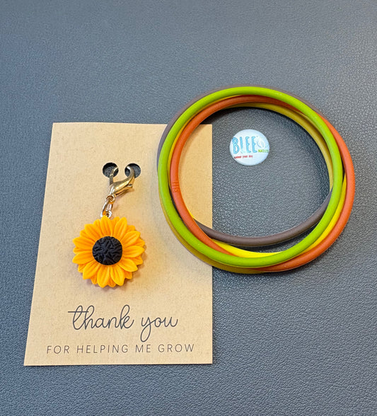 5pc SUNFLOWER SYMPHONY WITH SUNFLOWER CHARM SET